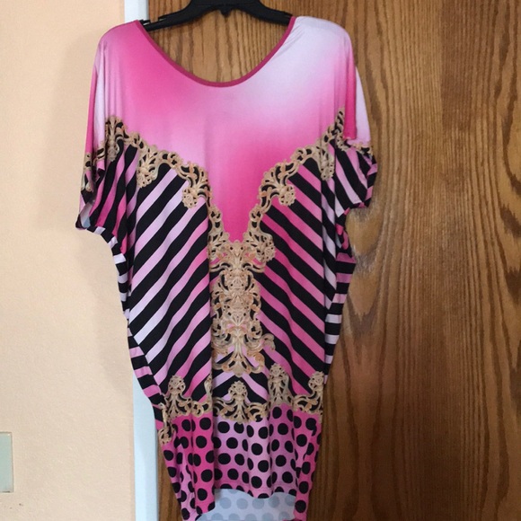 Top - Picture 2 of 2